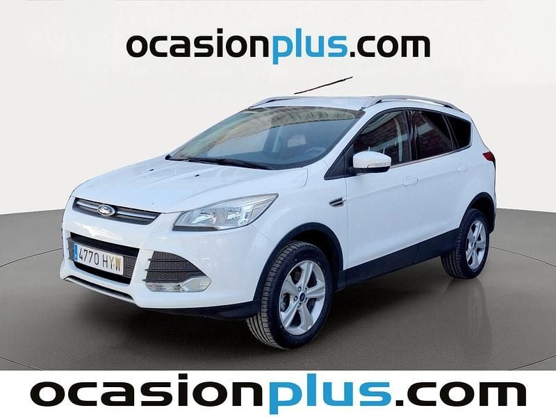 Usado Ford Kuga Trend 150 CV (110 kW) 2014 Blanco SUV