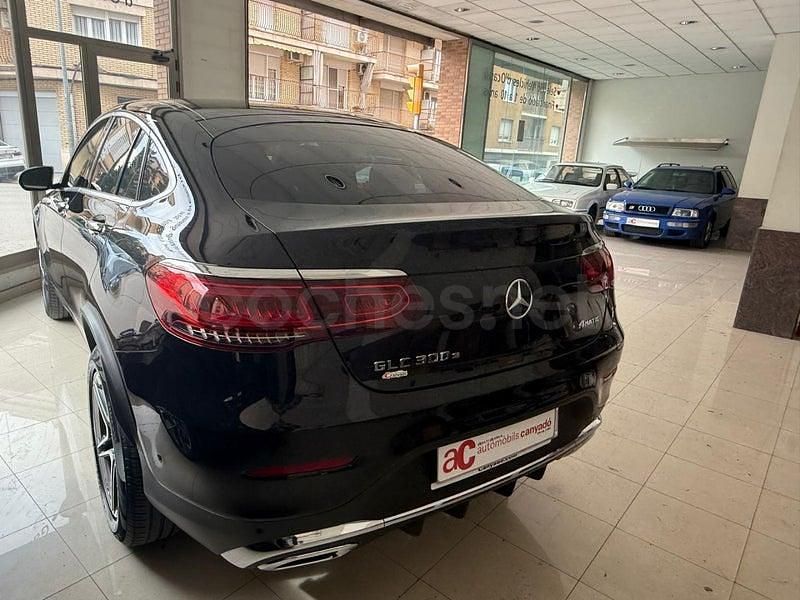 Usado Mercedes GLC300e 320 CV (235 kW) 2022 Negro Coupe