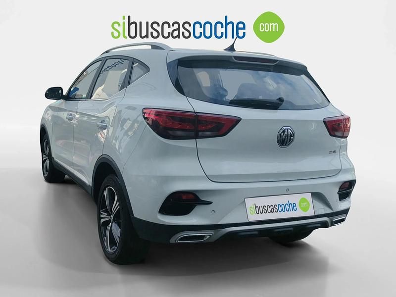 Usado MG ZS Comfort 106 CV (77 kW) 2023 Blanco SUV