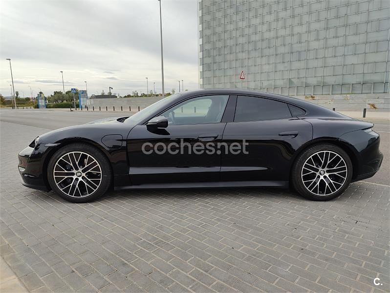 Eléctrico Usado 2021 Porsche Taycan 4S Berlina | 59.980 € - Imagen 1/4