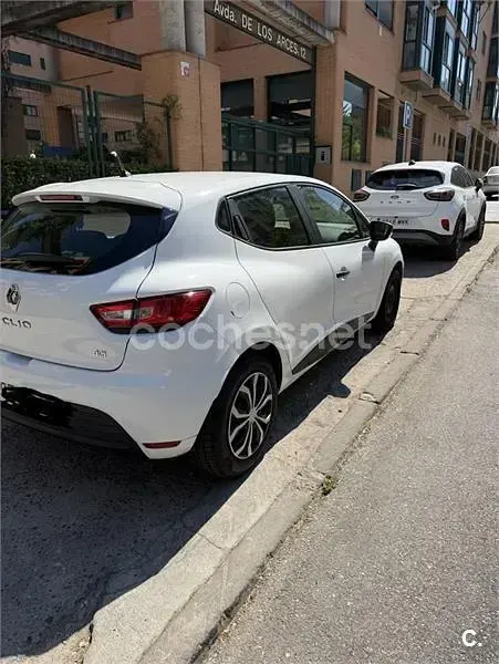 Usado Renault Clio IV Business 90 CV (66 kW) 2017 Blanco Berlina