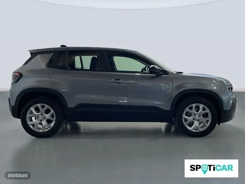 Usado Jeep Avenger Altitude 100 CV (73 kW) 2025 Gris SUV