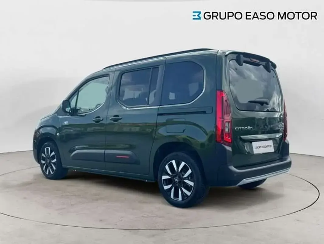 Nuevo Citroën Berlingo 131 CV (96 kW) 2025 Verde Monovolumen