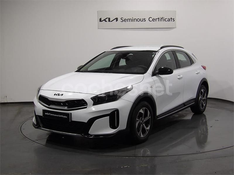 Usado Kia XCeed 100 CV (73 kW) 2025 Blanco SUV
