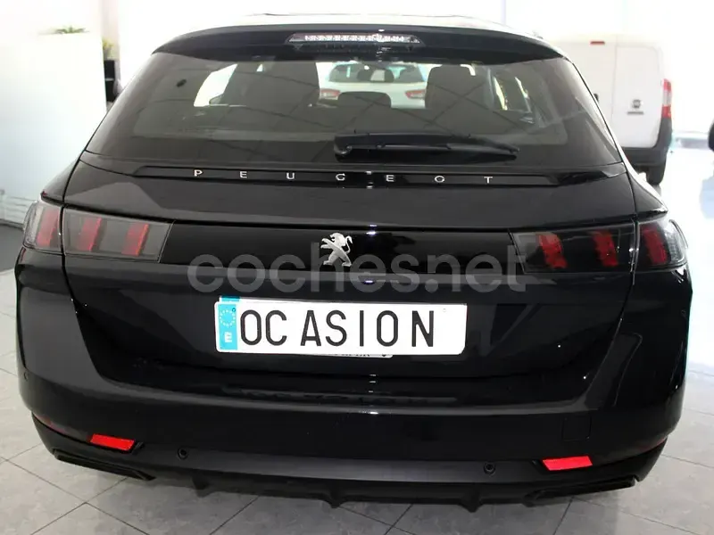 Usado Peugeot 508 SW Business-Line 130 CV (95 kW) 2020 Negro Familiar