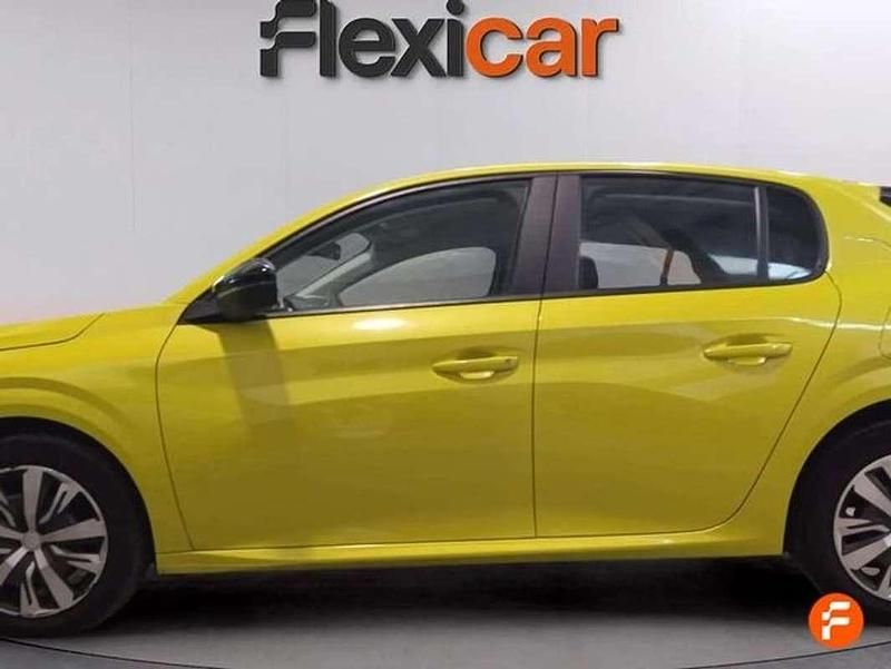 Usado Peugeot 208 Allure 102 CV (75 kW) 2024 Amarillo Utilitario
