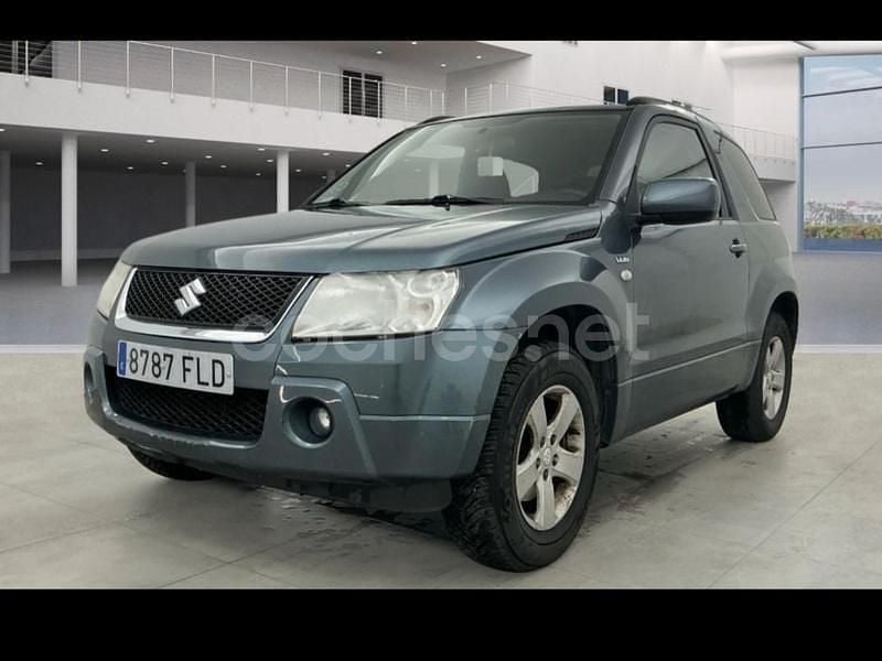 Gris / plata Usado 2007 Suzuki Grand Vitara SUV | 8900 € (Precio justo) - Imagen 1/4