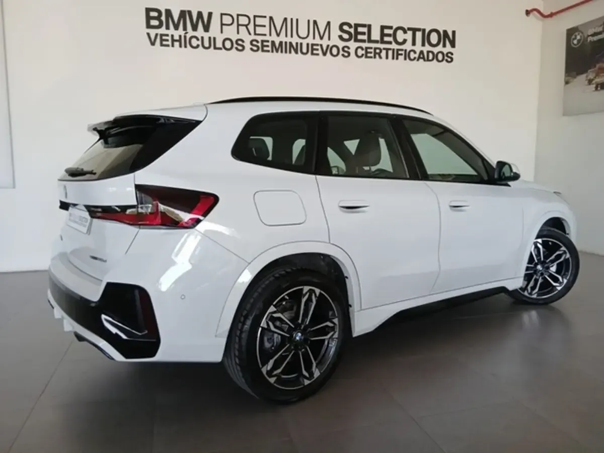 Usado BMW X1 Comfort Edition 163 CV (119 kW) 2025 Blanco SUV