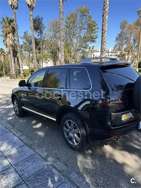 Usado VW Touareg 240 CV (176 kW) 2010 Negro SUV