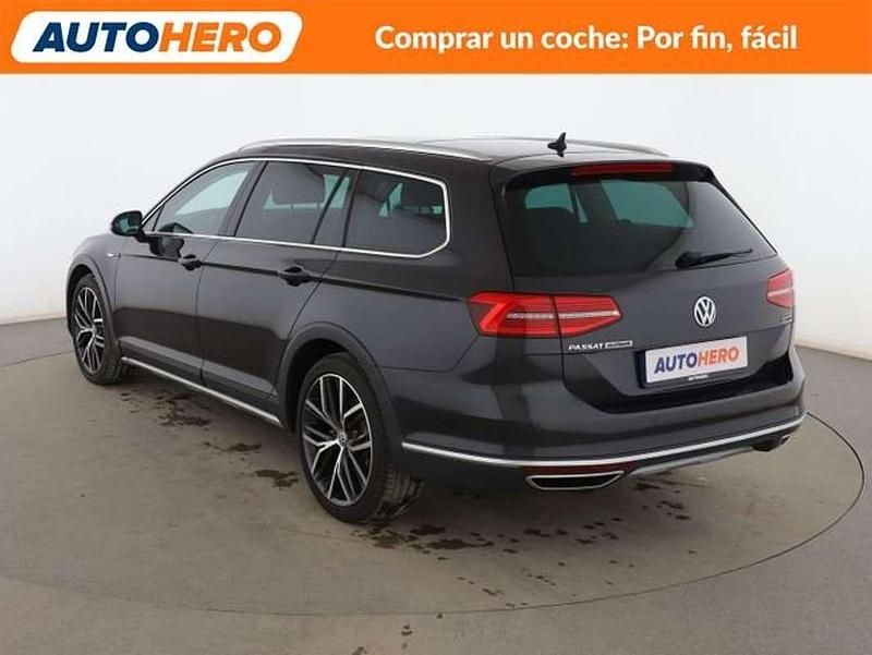 Usado VW Passat 190 CV (139 kW) 2019 Gris Familiar