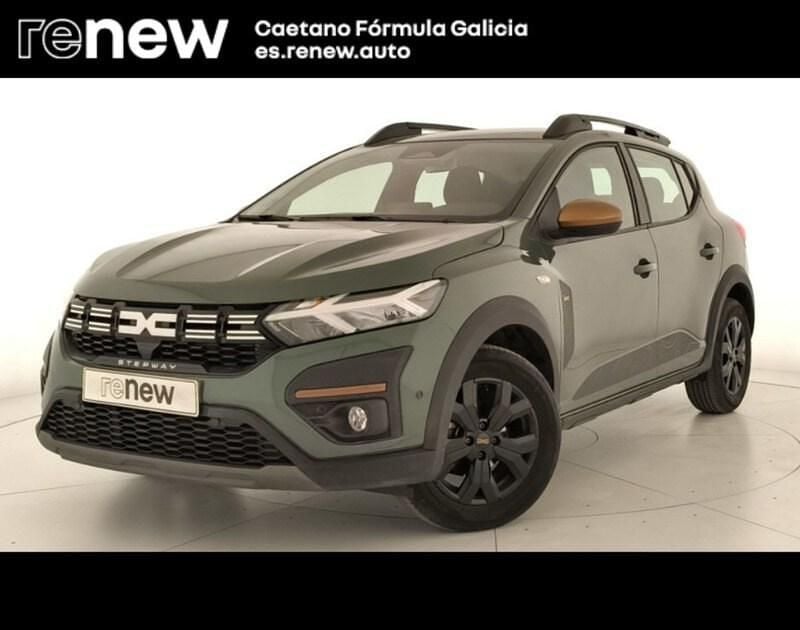 Usado Dacia Sandero Extreme 100 HP (73 kW) 2026 Verde Sedan