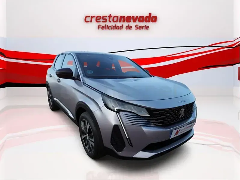 Usado Peugeot 3008 Allure 130 CV (95 kW) 2024 Gris / plata SUV