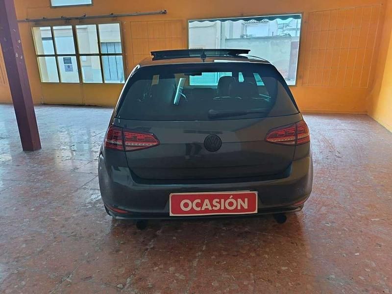 Usado VW Golf VII GTI 230 CV (169 kW) 2013 Negro Utilitario