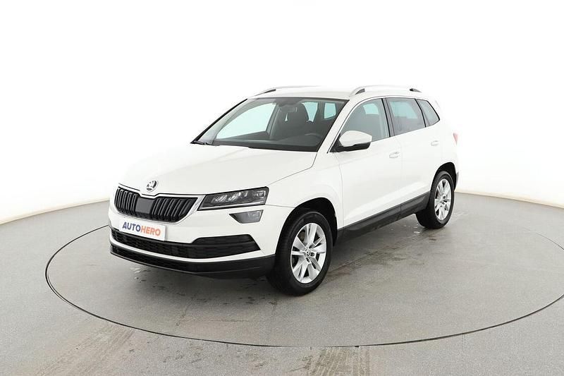 Usado Skoda Karoq Ambition 150 CV (110 kW) 2018 Blanco SUV