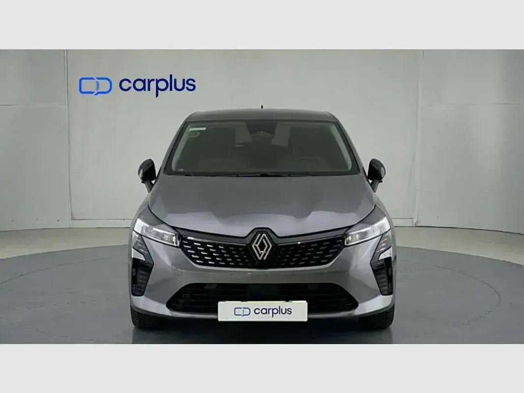Usado Renault Clio Evolution 101 CV (74 kW) 2025 Gris Utilitario
