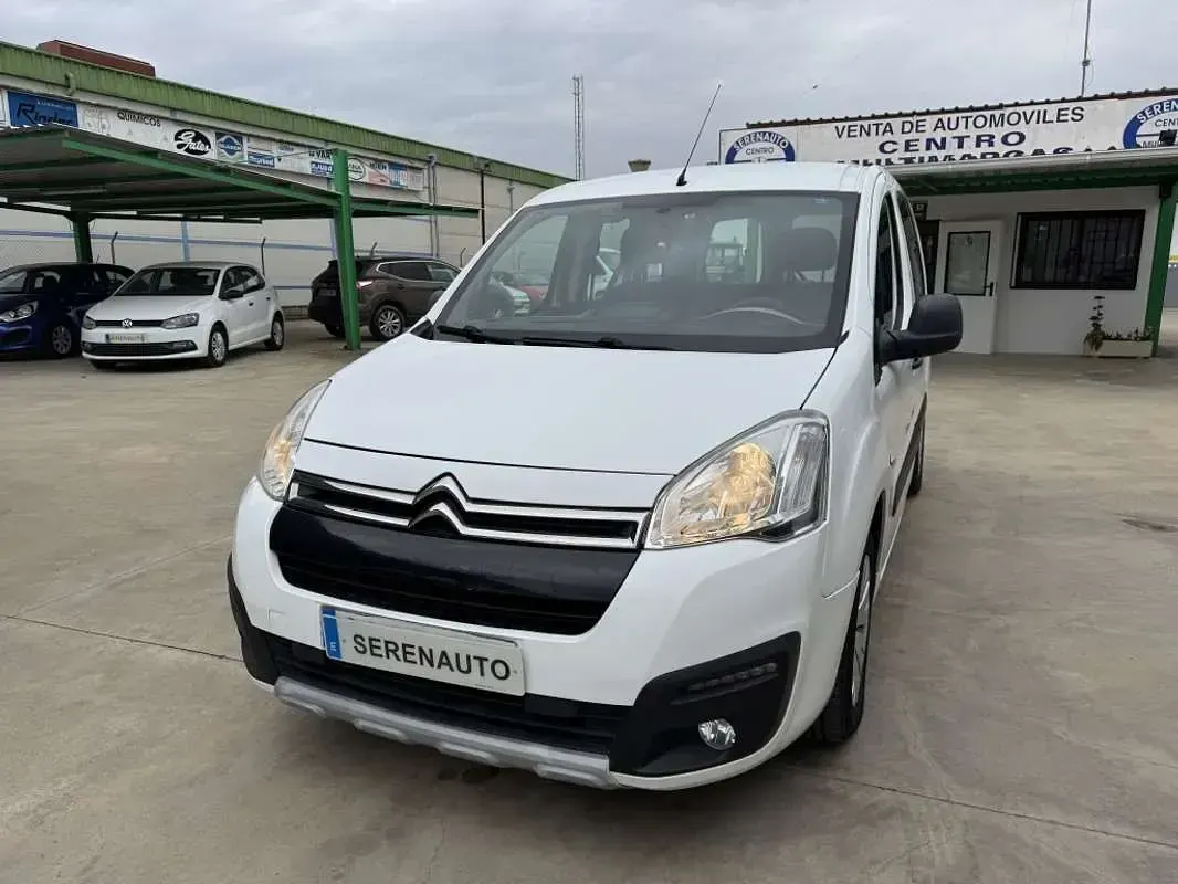 Usado Citroën Berlingo Live 99 CV (72 kW) 2016 Monovolumen