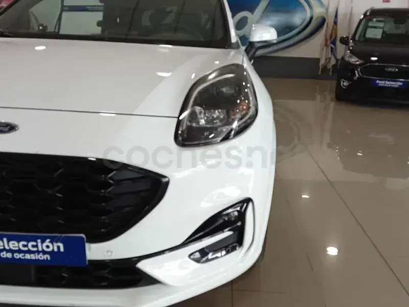 Usado Ford Puma ST-Line 155 CV (114 kW) 2023 Blanco SUV
