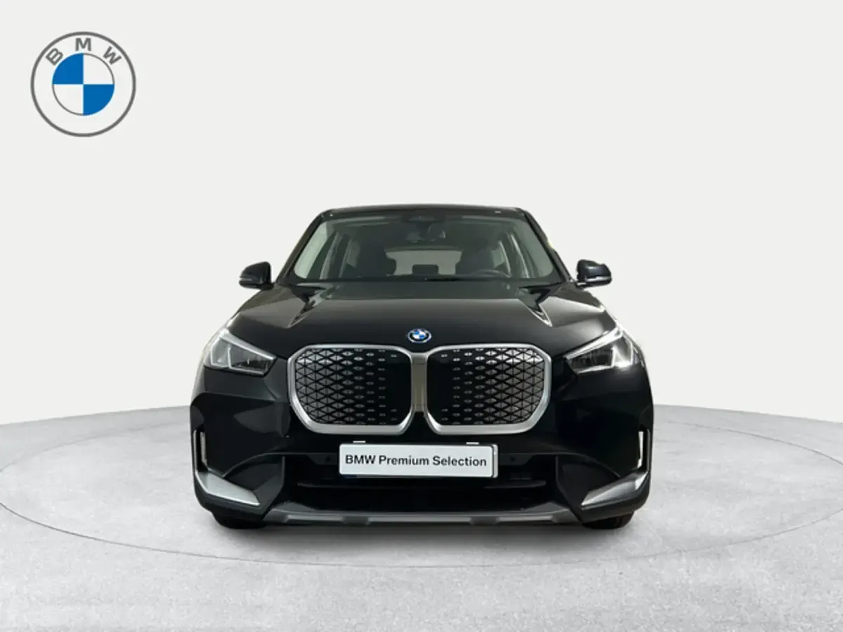 Usado BMW iX1 230 kW (313 CV) 2025 Negro SUV