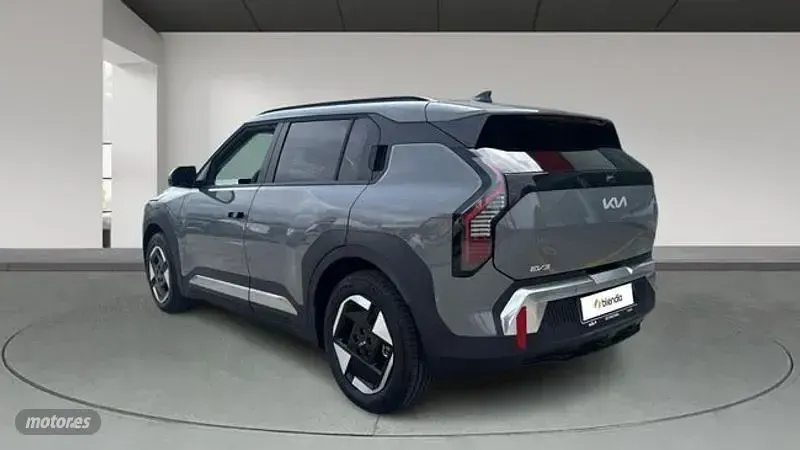 Usado Kia EV3 Earth 150 kW (204 CV) 2026 Gris SUV