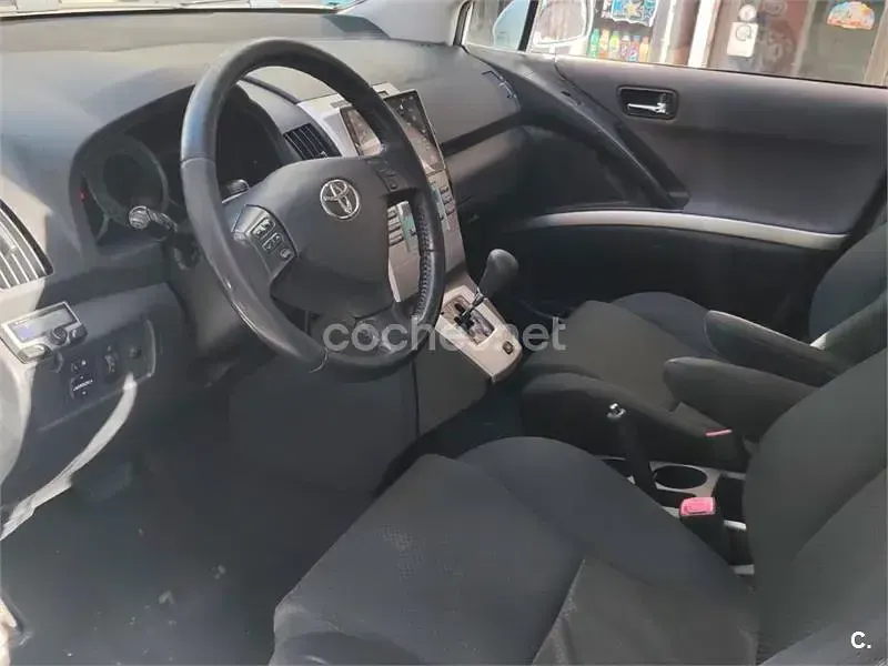 Usado Toyota Corolla Verso Sol 129 CV (94 kW) 2007 Blanco Monovolumen