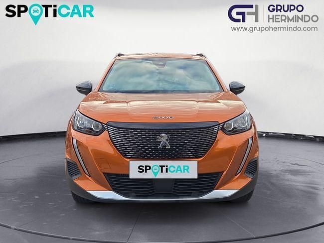 Usado Peugeot 2008 Allure 110 CV (80 kW) 2022 Naranja SUV