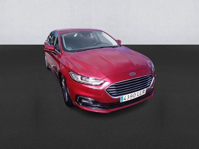 Usado Ford Mondeo Titanium 150 CV (110 kW) 2020 Rojo Berlina