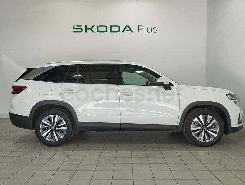 Usado Skoda Kodiaq Selection 150 CV (110 kW) 2025 Blanco SUV