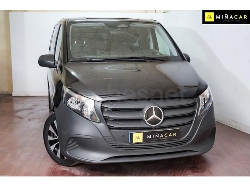 Usado Mercedes Vito 136 CV (100 kW) 2025 Negro Van