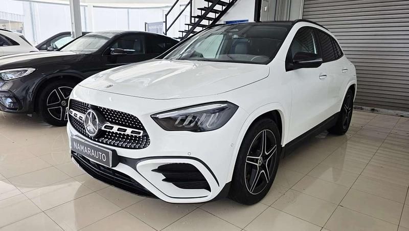 Usado Mercedes GLA200 150 CV (110 kW) 2024 Blanco SUV
