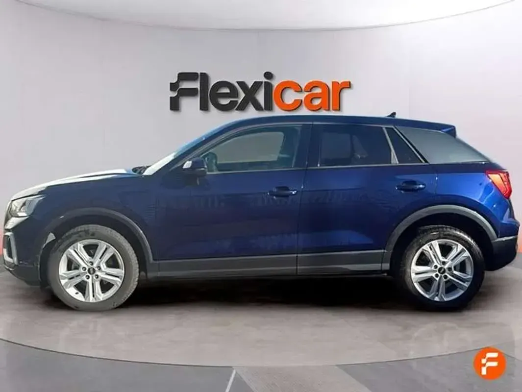 Usado Audi Q2 Advanced Plus 116 CV (85 kW) 2021 Azul SUV