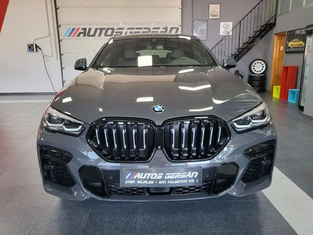 Usado BMW X6 Shadowline 286 CV (210 kW) 2022 Gris SUV