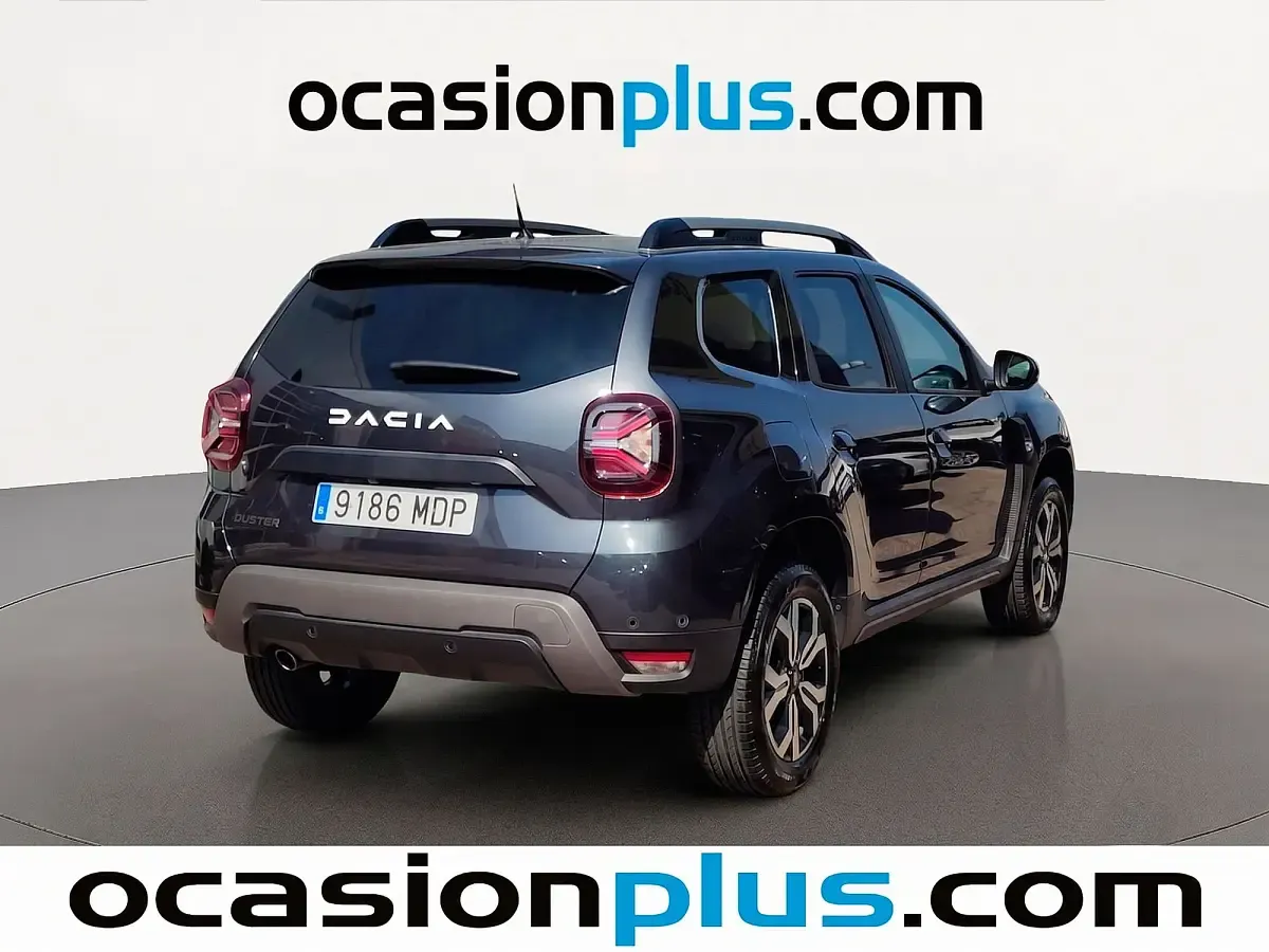 Usado Dacia Duster Journey 131 CV (96 kW) 2023 Gris SUV