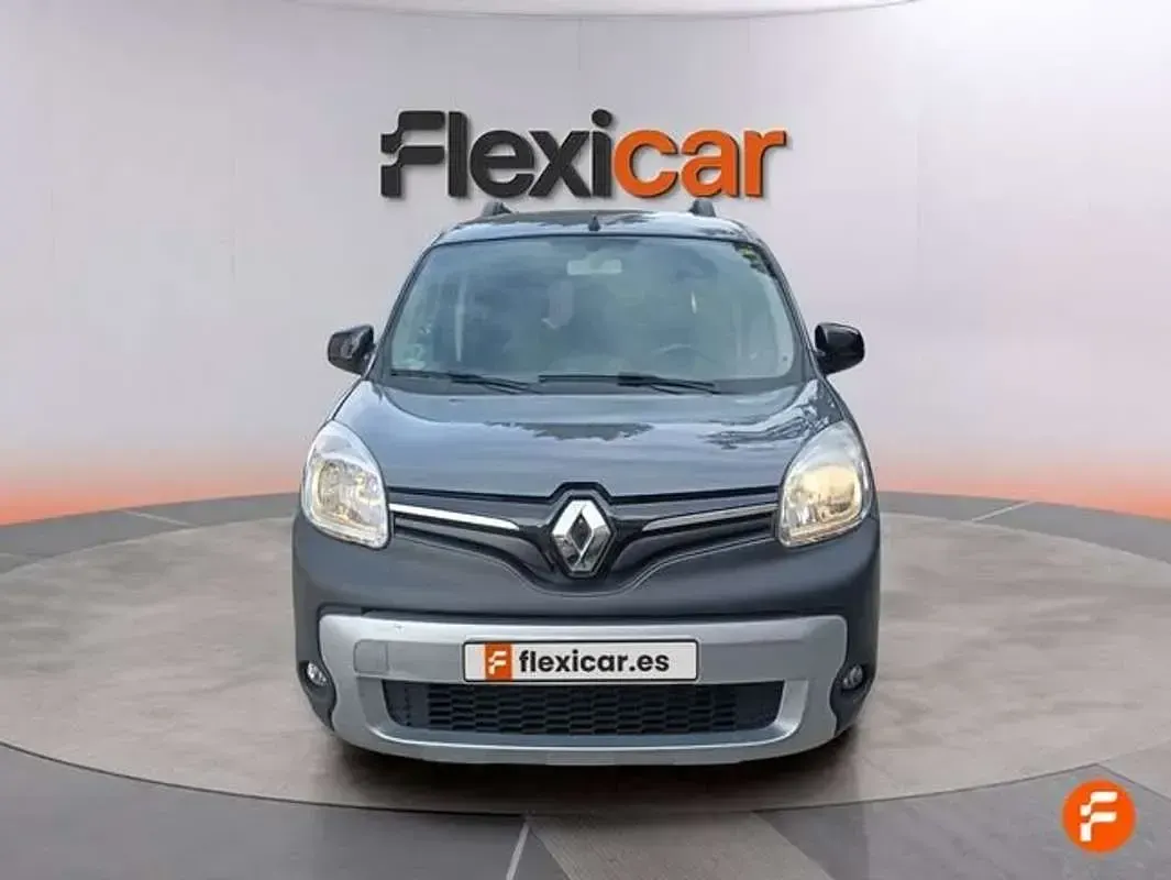 Usado Renault Kangoo Edition One 95 CV (69 kW) 2021 Gris Monovolumen