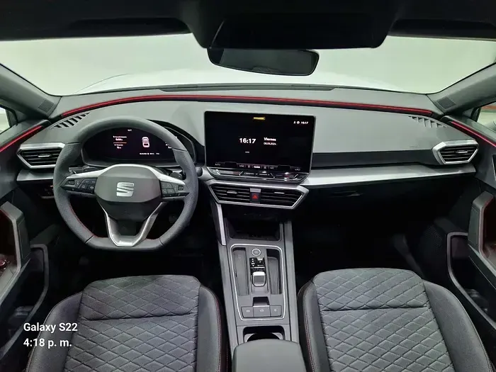 Nuevo Seat Leon FR 116 CV (85 kW) 2026 Blanco Berlina