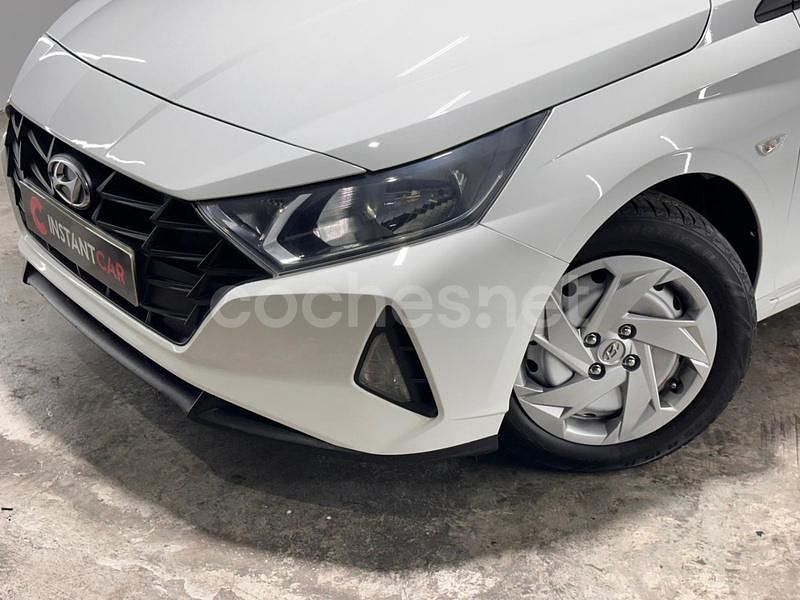Usado Hyundai i20 84 CV (61 kW) 2021 Blanco Berlina