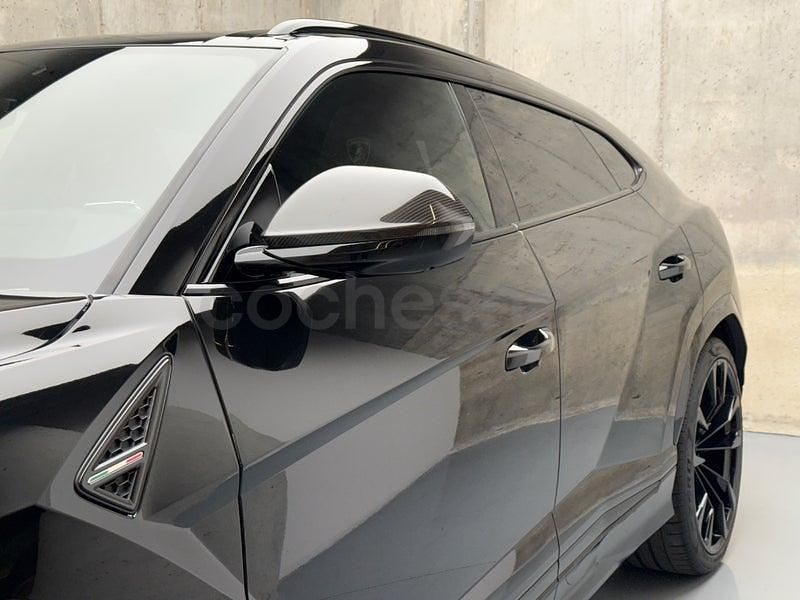 Usado Lamborghini Urus 666 CV (489 kW) 2023 Negro SUV