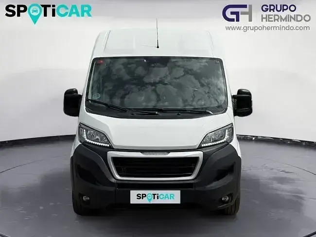 Usado Peugeot Boxer 140 CV (102 kW) 2021 Blanco Van