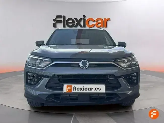 Usado SsangYong Korando 163 CV (119 kW) 2024 Gris SUV