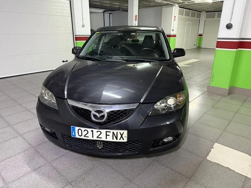 Usado Mazda 3 Active Plus 143 CV (105 kW) 2007 Gris Berlina
