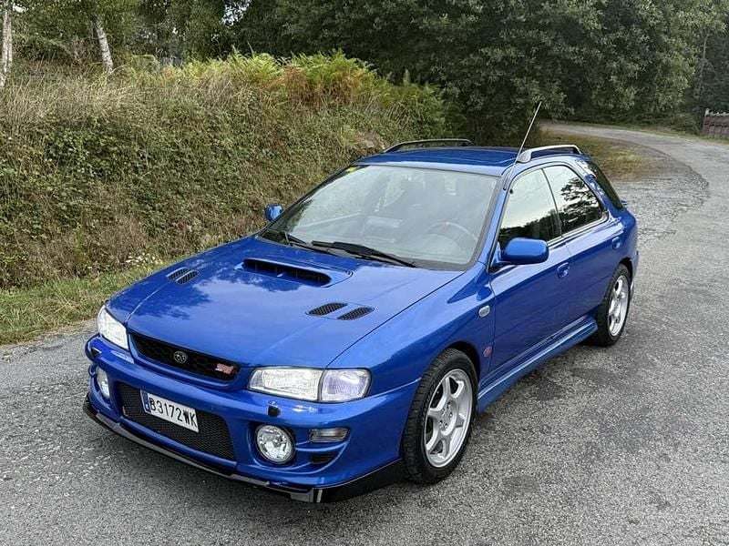 Azul Usado 2000 Subaru Impreza Familiar | 29.000 € - Imagen 1/4
