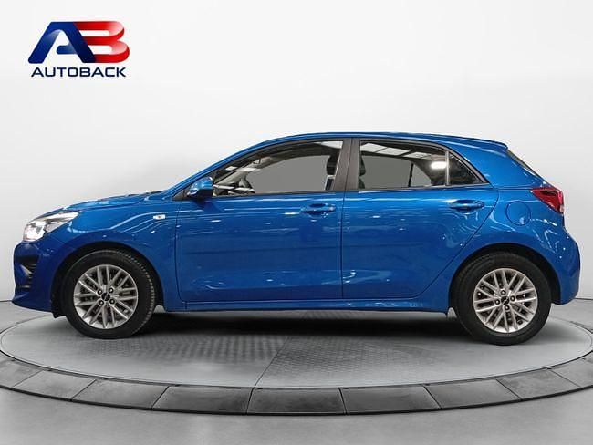 Usado Kia Rio 100 CV (73 kW) 2021 Azul Berlina