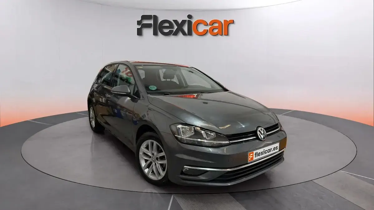 Używany VW Golf VII Advance 110 KM (80 kW) 2018 Sedan/Limuzyna