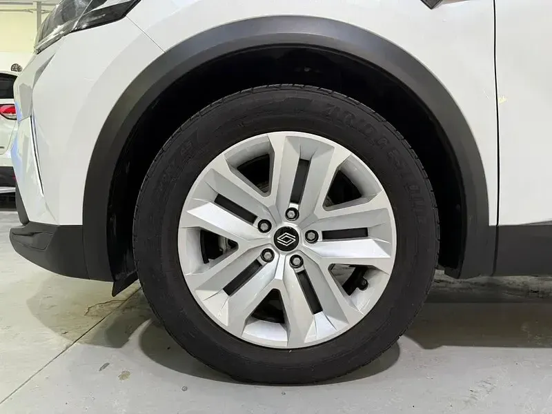 Usado Renault Captur Evolution 100 CV (73 kW) 2024 Blanco SUV