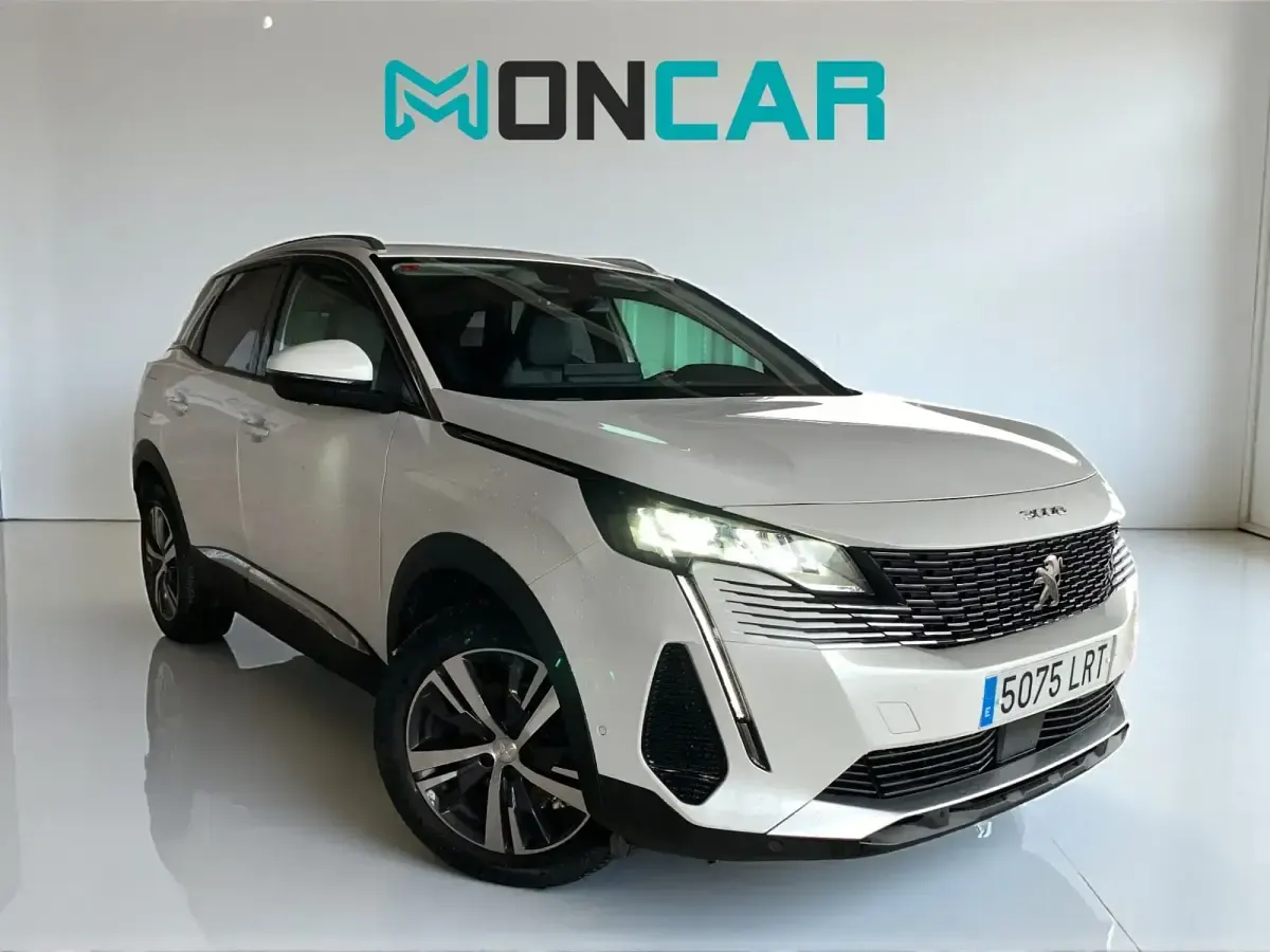 Usado Peugeot 3008 Allure 131 CV (96 kW) 2021 Blanco SUV