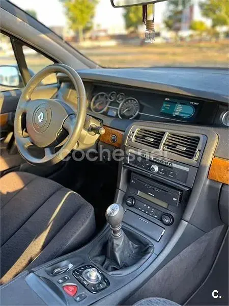 Usado Renault Vel Satis 150 CV (110 kW) 2005 Azul Utilitario