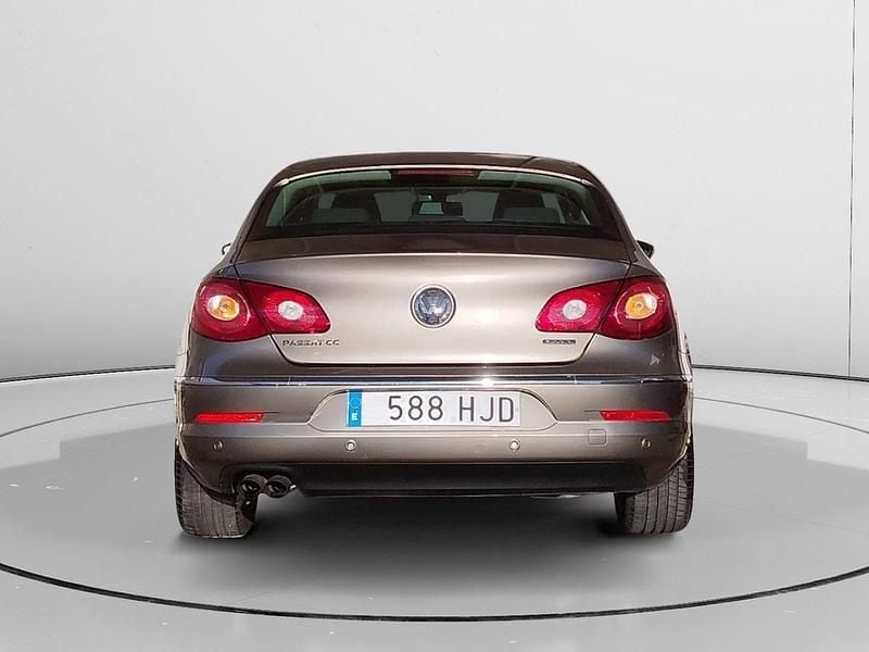 Usado VW Passat Edition 141 CV (103 kW) 2012 Negro Berlina