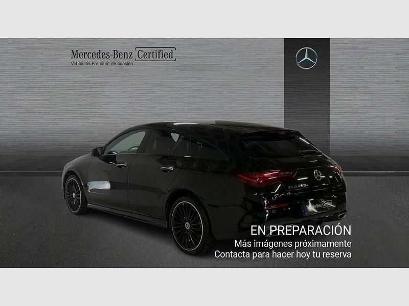 Usado Mercedes CLA250e Shooting Brake 218 CV (160 kW) 2024 Familiar