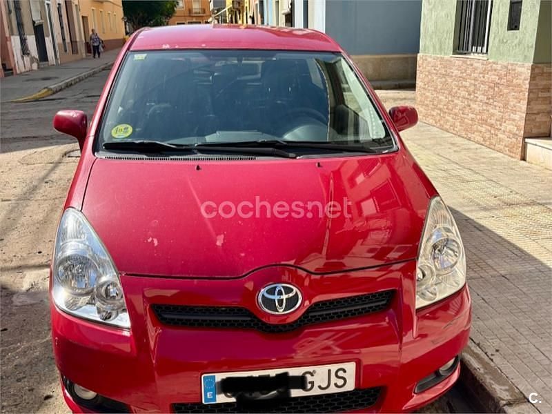 Rojo Usado 2008 Toyota Corolla Verso Sol Monovolumen | 5100 € (Precio justo) - Imagen 1/4