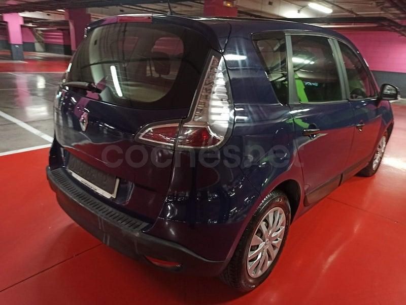 Usado Renault Scénic III Authentique 115 CV (84 kW) 2014 Azul Monovolumen