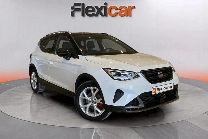 Blanco Usado 2023 Seat Arona FR SUV | 18.490 € (Buen precio) - Imagen 1/4